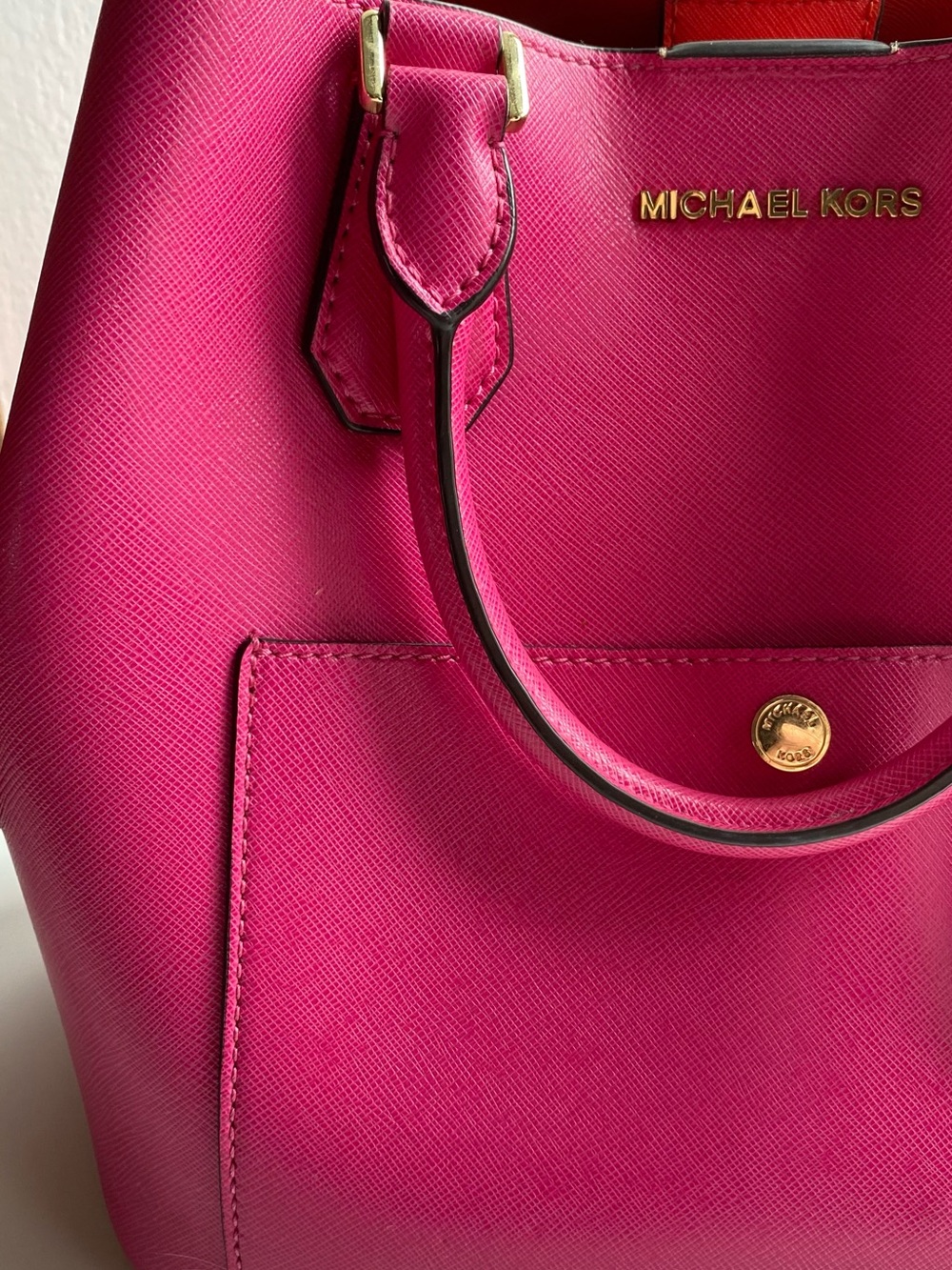 Michael Kors Fuchsia Saffiano Leather Bag - Picture 5 of 13